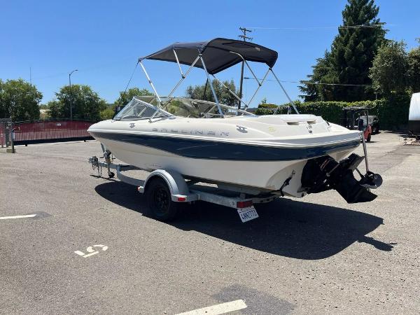 2001 Bayliner 195 Capri