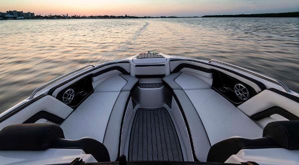 2020 Yamaha Boats 242SE