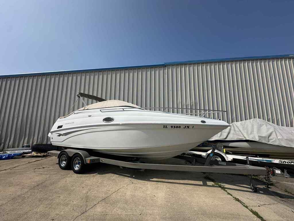 2005 Crownline 235 CCR
