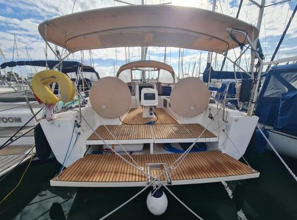 2015 Dufour 410 Grand Large