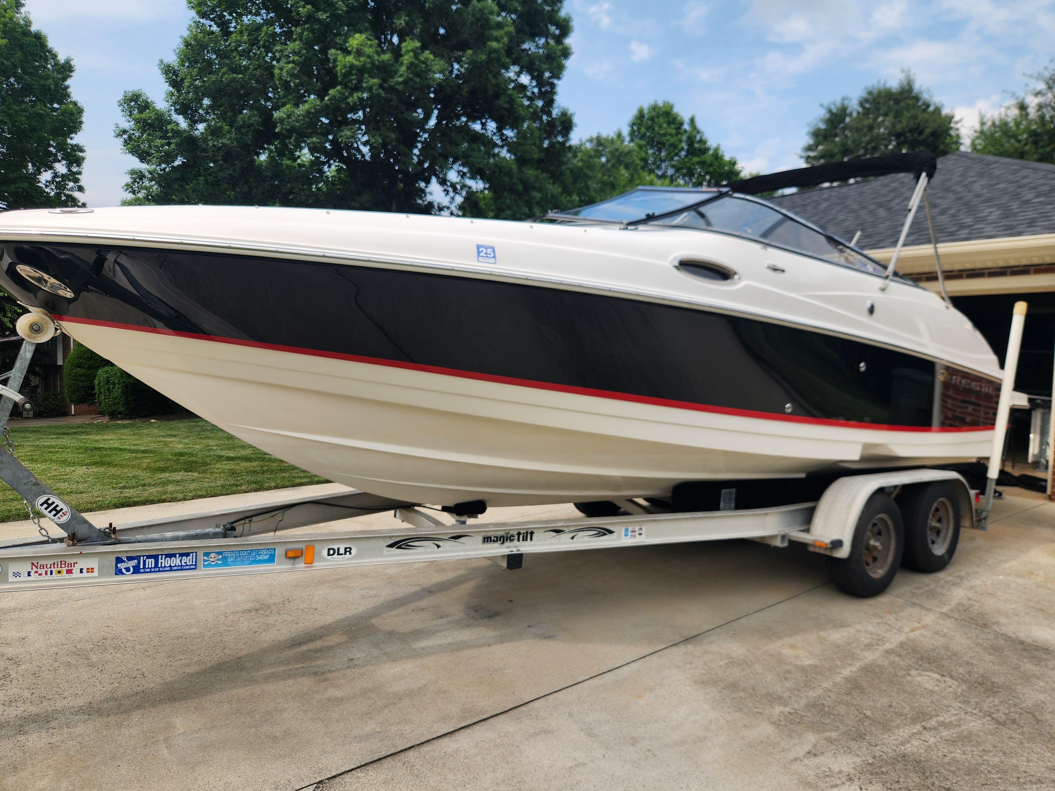 2004 Regal 2400 Bowrider