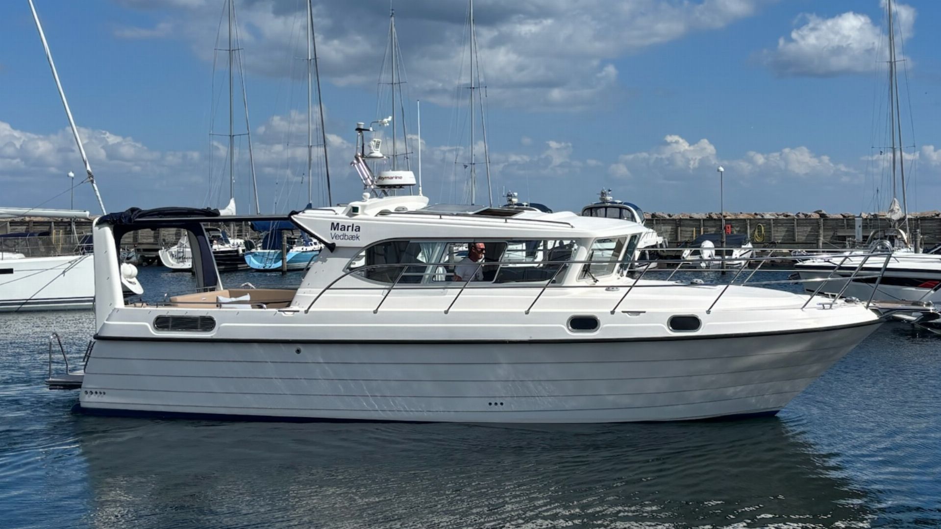 2005 Viknes 1030