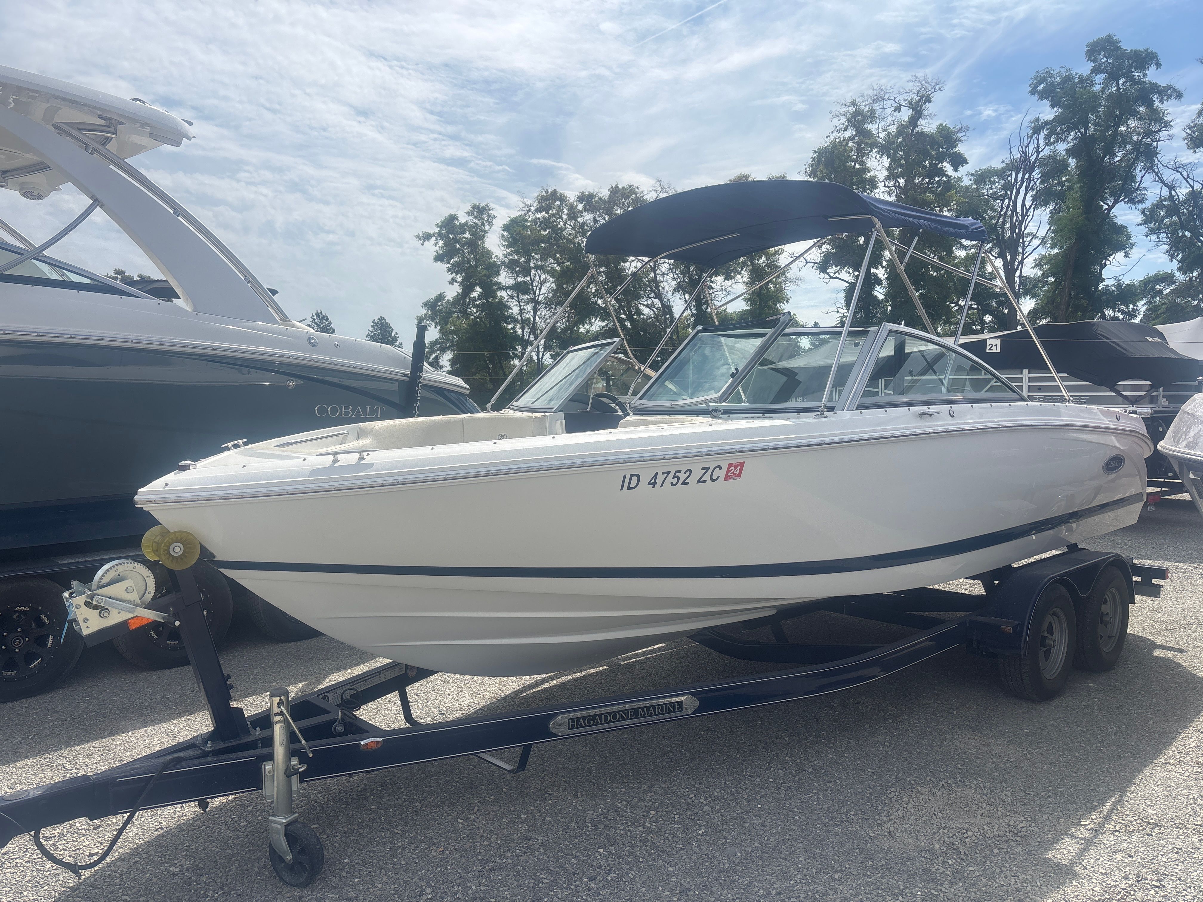 2017 Cobalt 220S