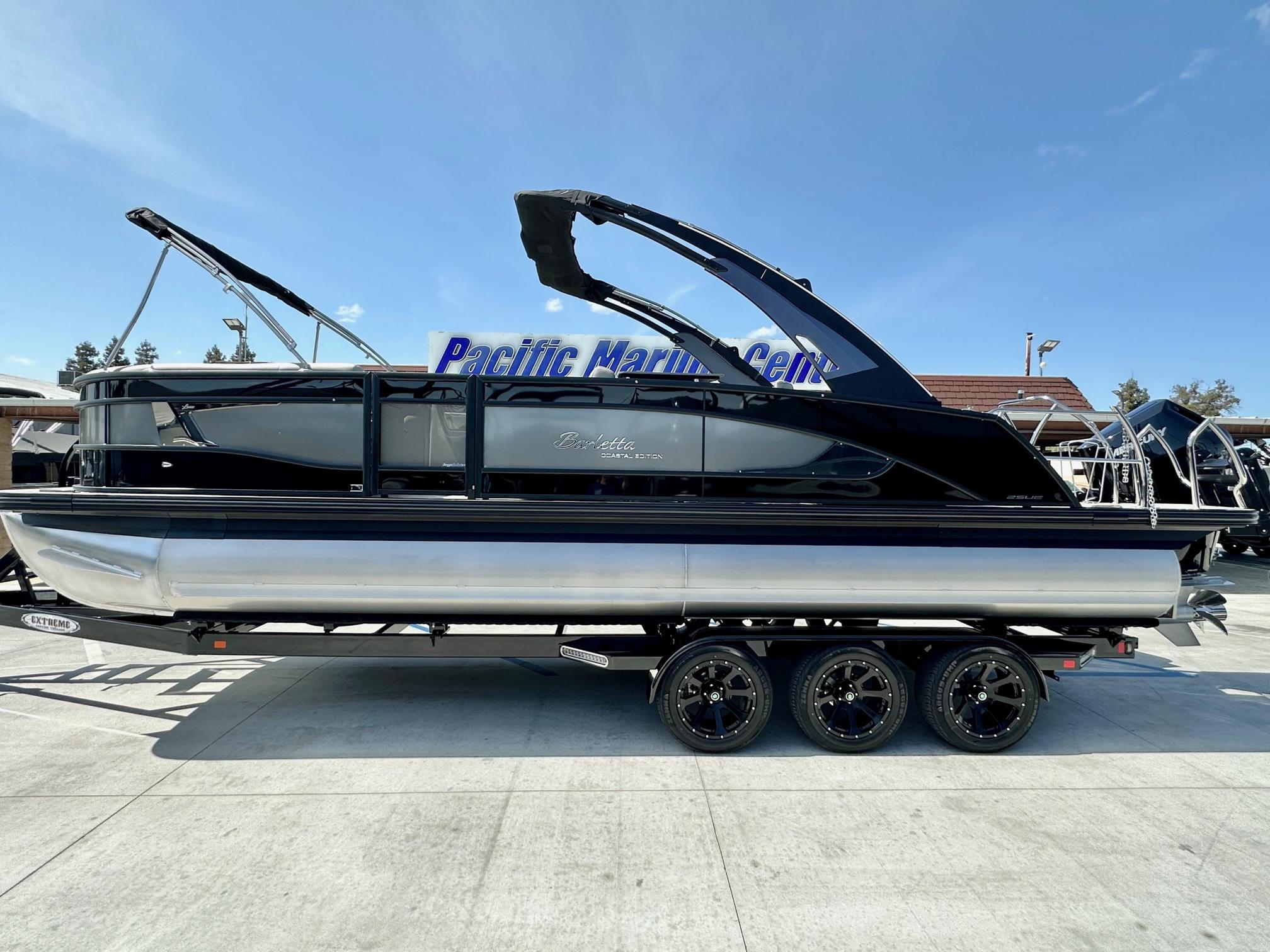 2025 Barletta Lusso Ultra-Entertainer L25UEA w/ 400HP Mercury V10!