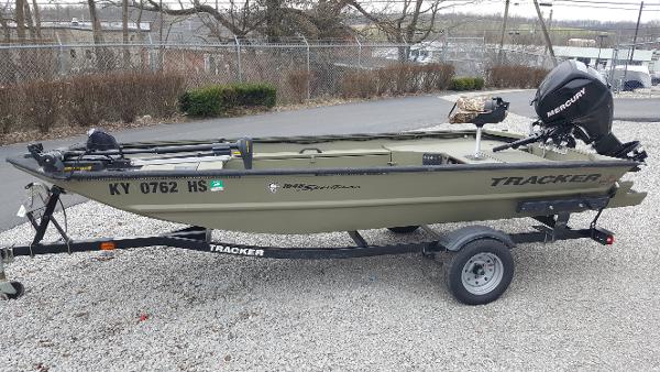 Tracker 1548 Sportsman aluminum fish boats for sale - boats.com