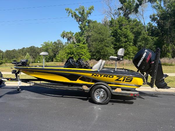 2017 Nitro Z19