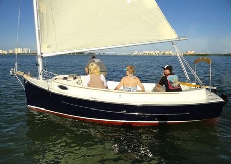 2020 Com Pac Horizon Day Cat Riverside New Jersey Boats Com