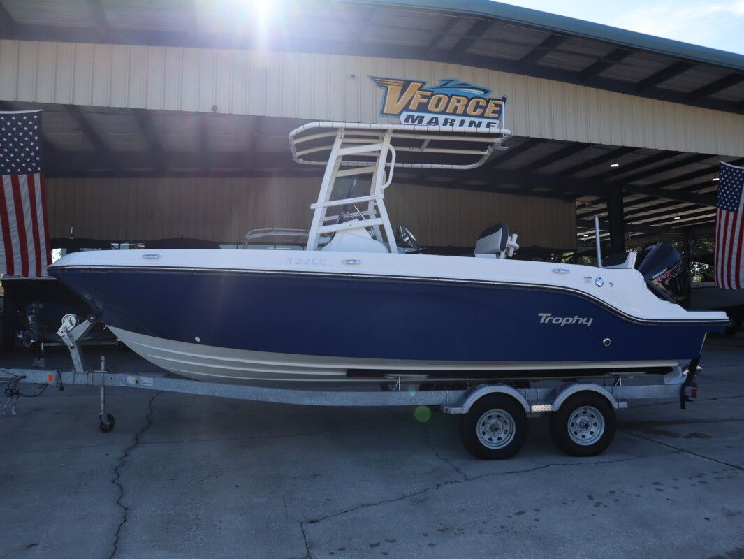 2025 Bayliner Trophy T22CC