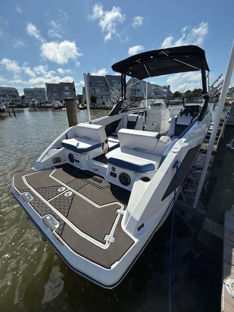 2022 Scarab 255 ID