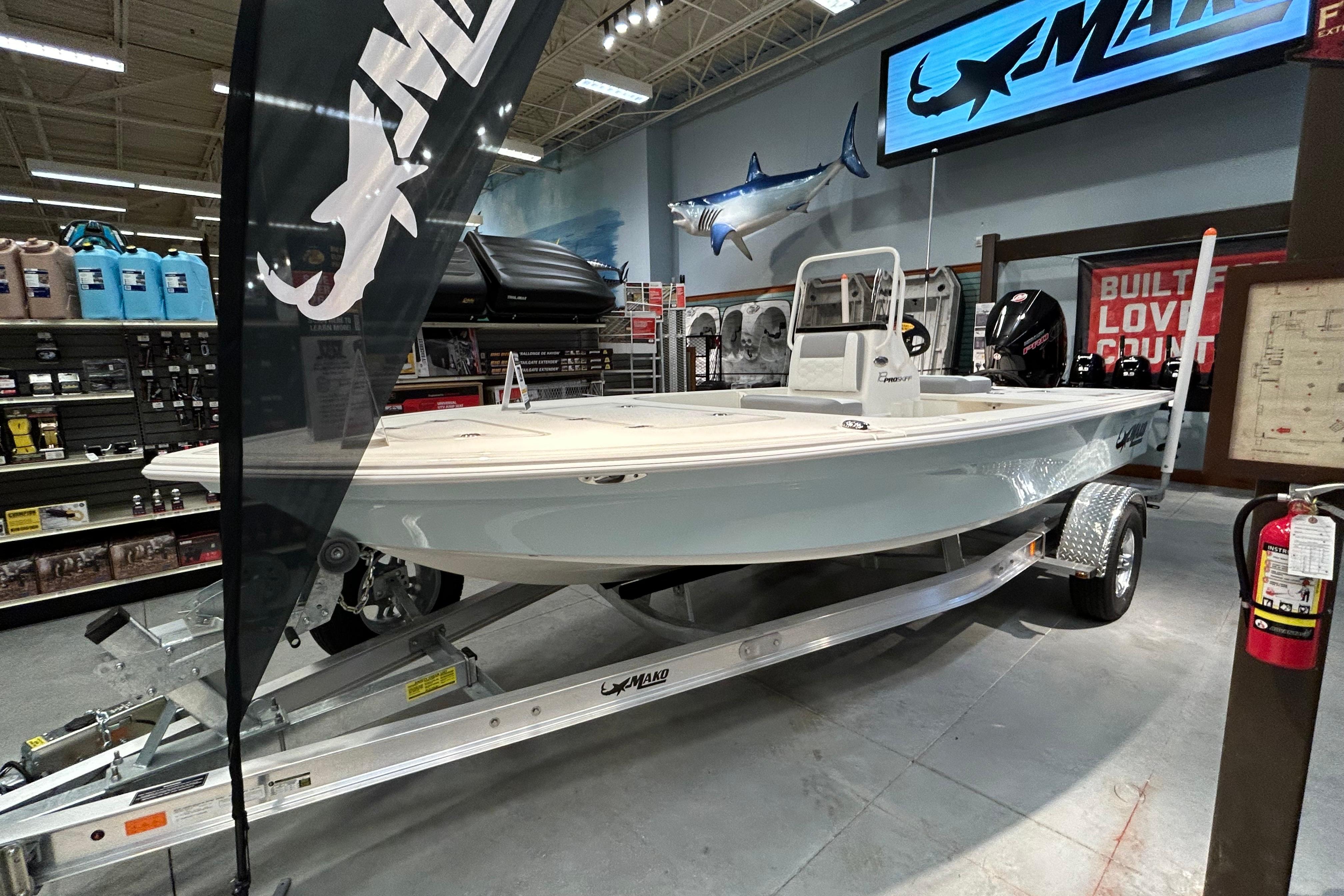 2026 Mako 18 Pro Skiff