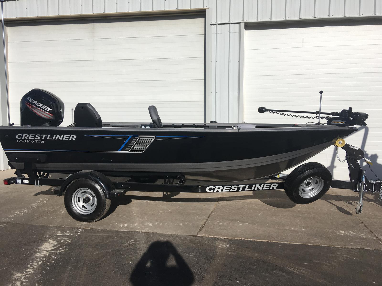 Crestliner 1750 Pro Tiller: Back to the Future - boats.com