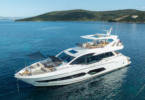 2020 Sunseeker 76 Yacht