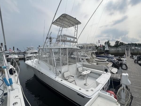Luhrs 320 Open