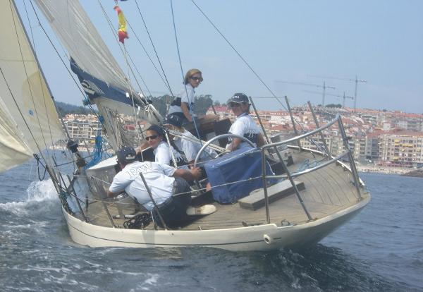 Custom Classic Sailing Yacht 46 ft