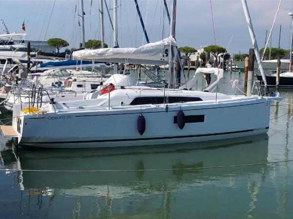 Beneteau Oceanis 30.1