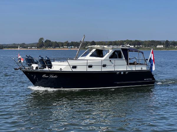 Royal Van Lent - 1700 - Motor Yacht for sale 