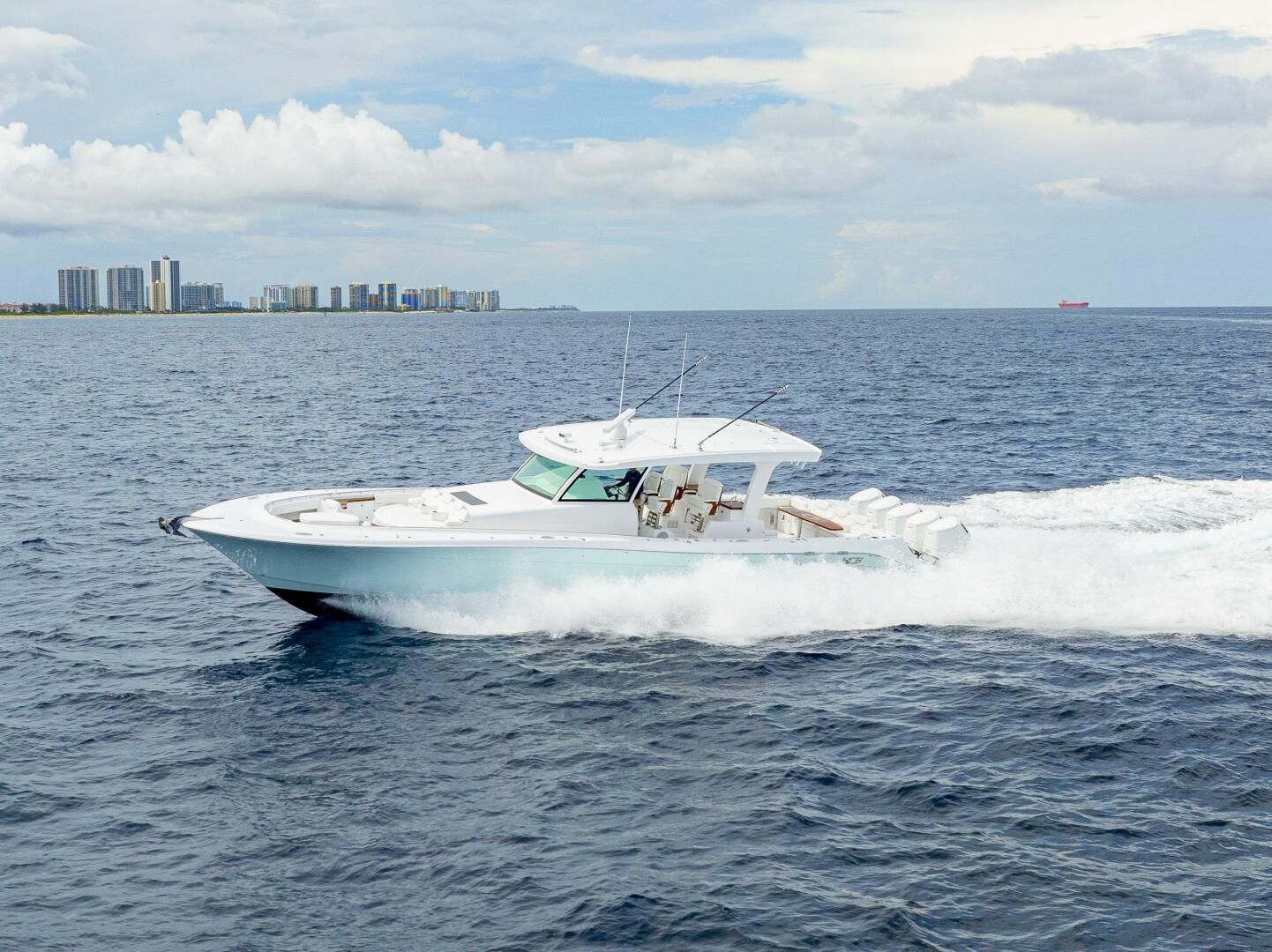 2026 HCB 56 Suenos GIX