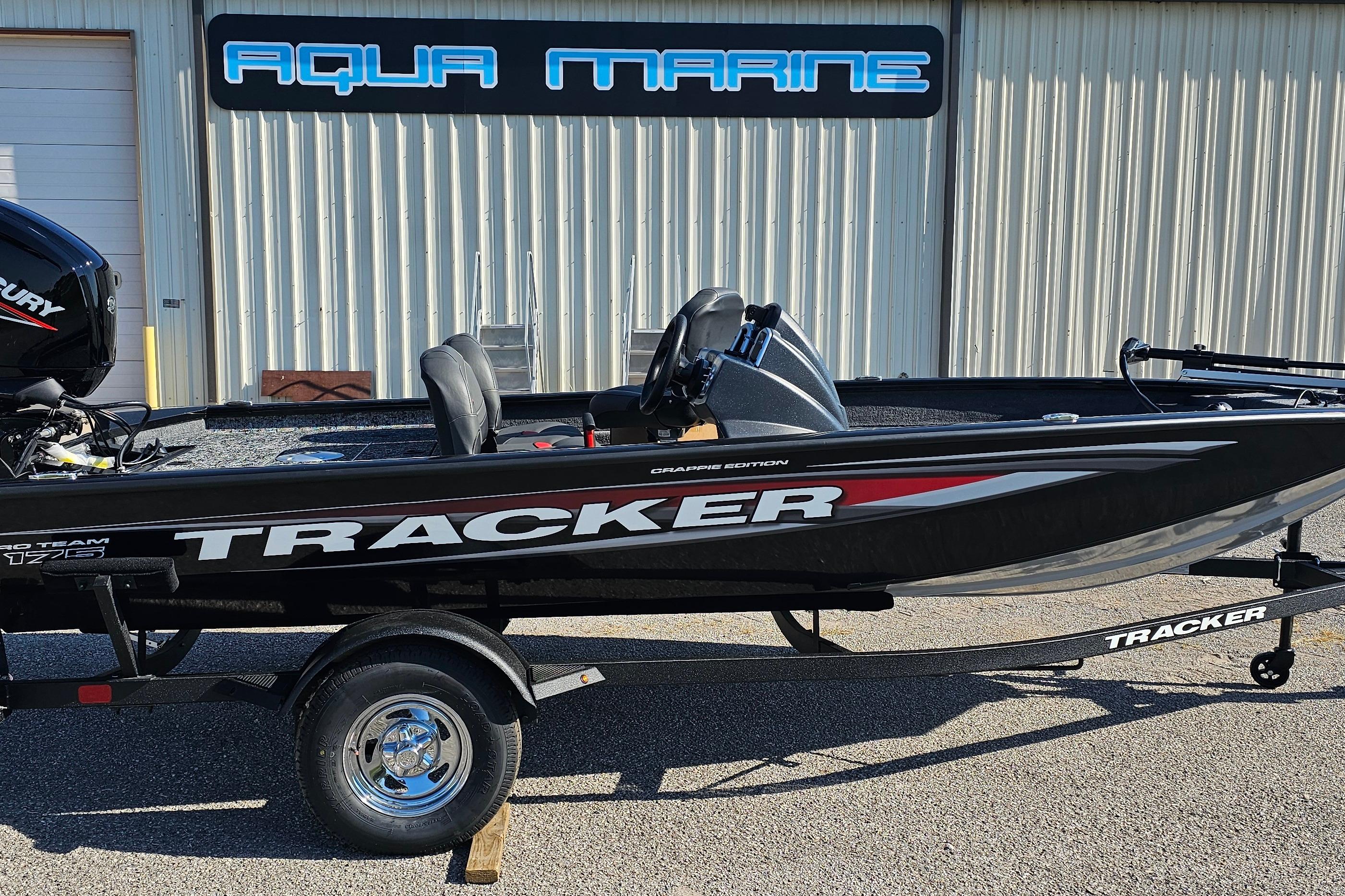 Tracker Pro Team 175 Crappie Edition 2026 Tracker Pro Team 175 Crappie Edition boat at Aqua Marine dealership.