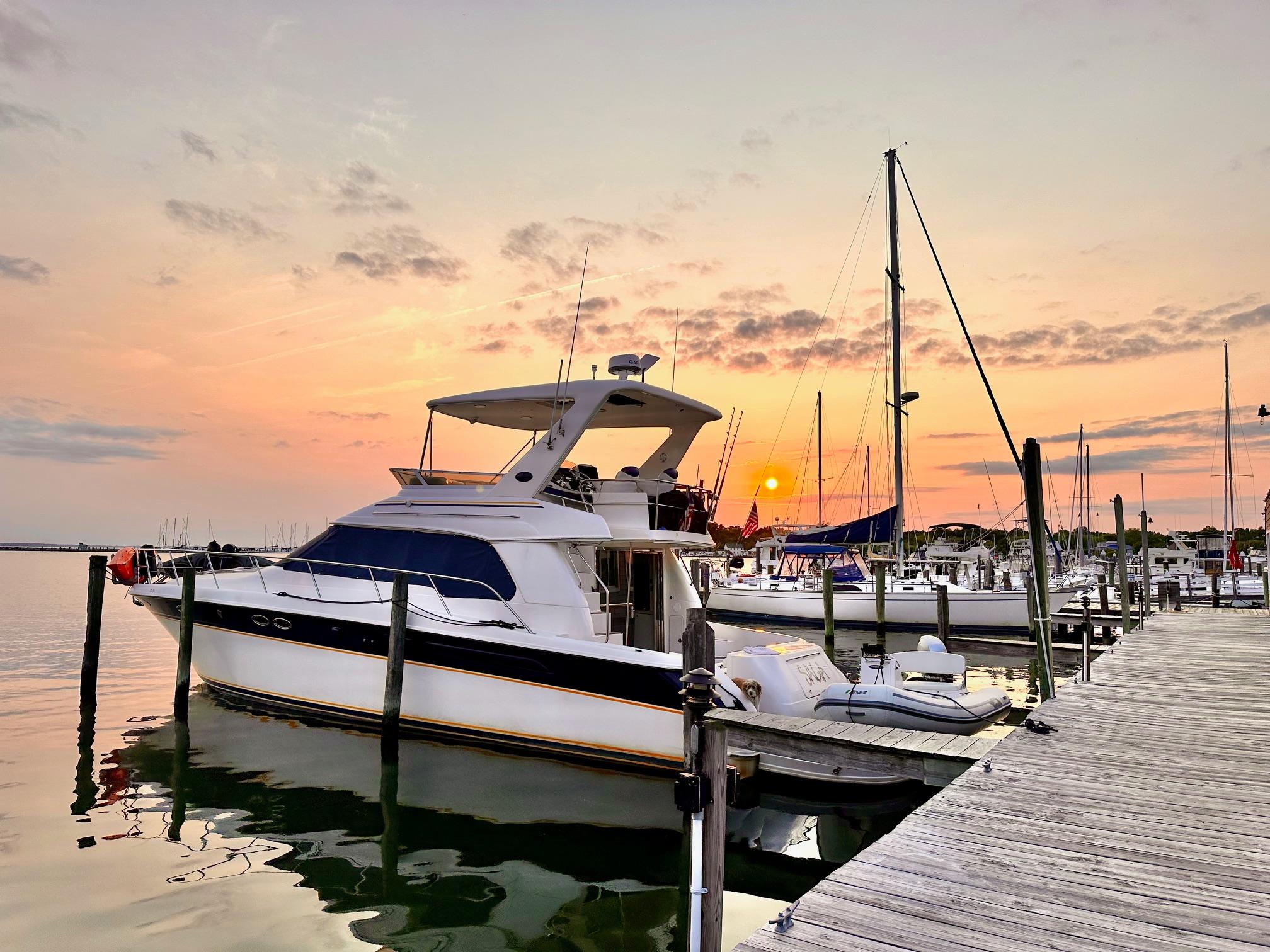 1999 Sea Ray 480 Sedan Bridge