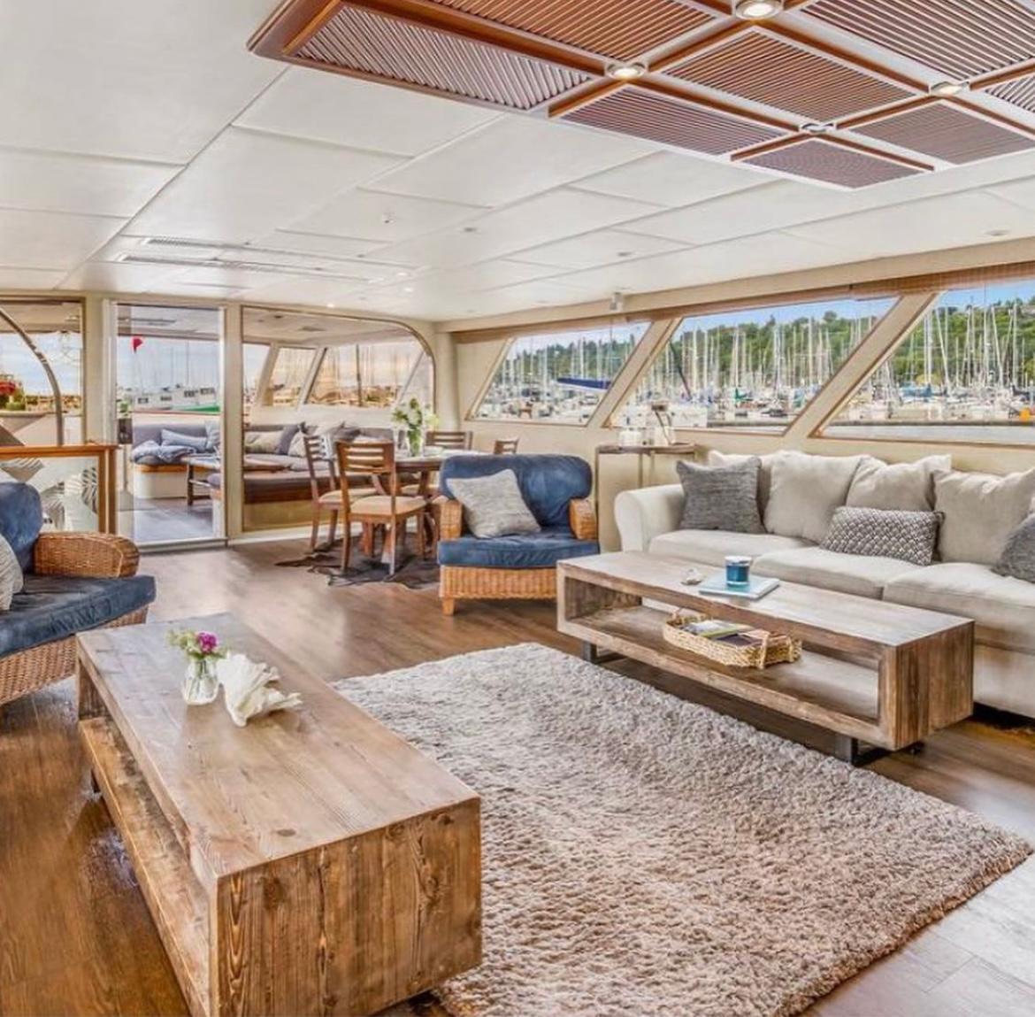 1983 Broward 92 Flushdeck Pilothouse