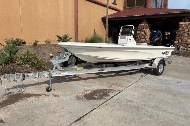 2026 Mako 18 Pro Skiff