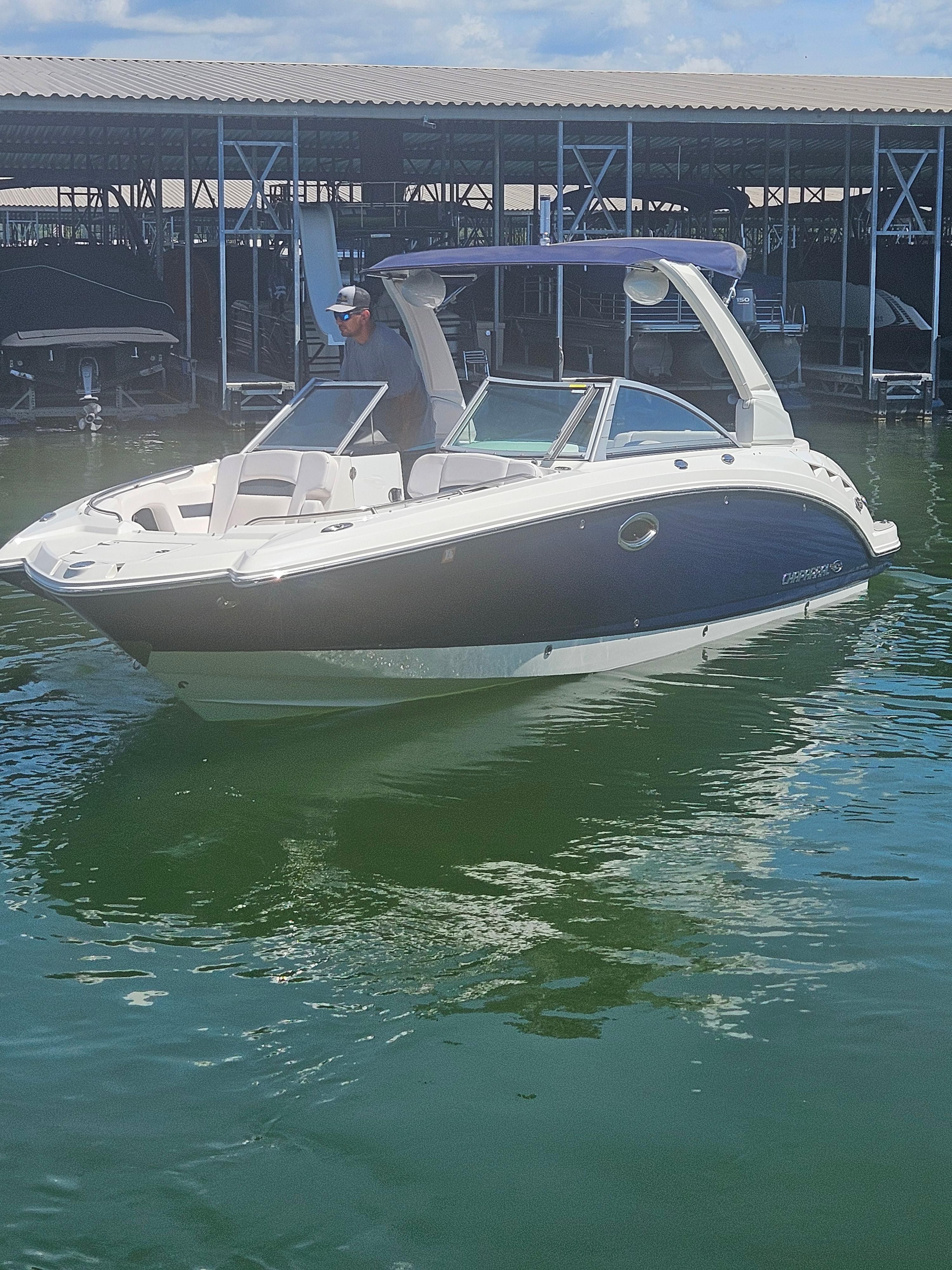 2019 Chaparral 264 Sunesta