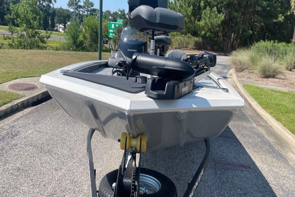 2026 Tracker Pro 170