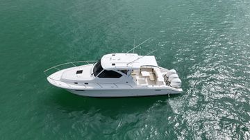 2019 Pursuit OS 355 Offshore