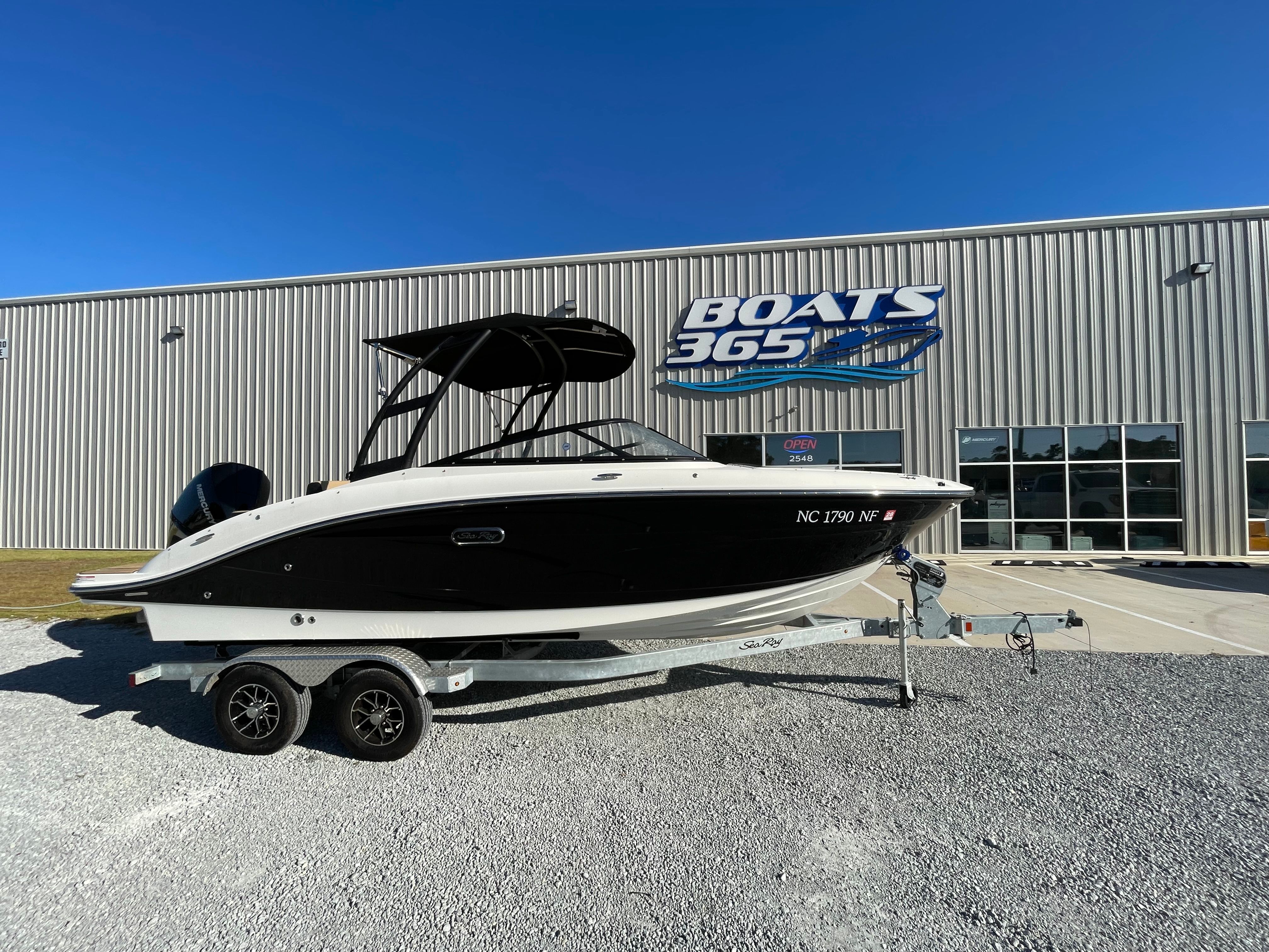 2025 Sea Ray 21SPX-OB