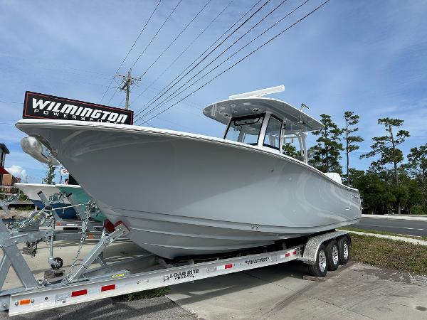 2025 Sportsman Open 282 Center Console
