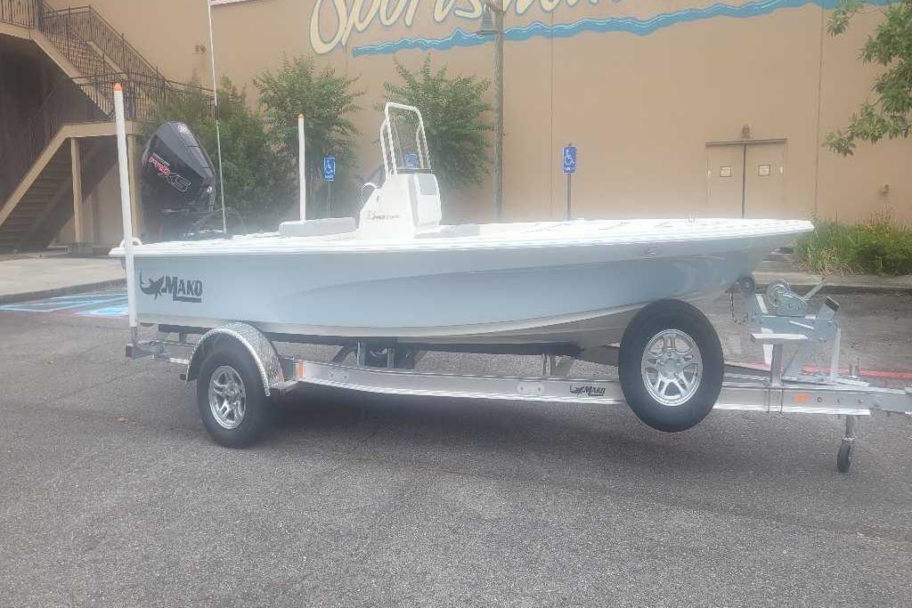 2026 Mako Pro Skiff 18