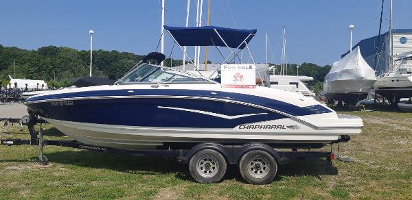 Chaparral 223 VR