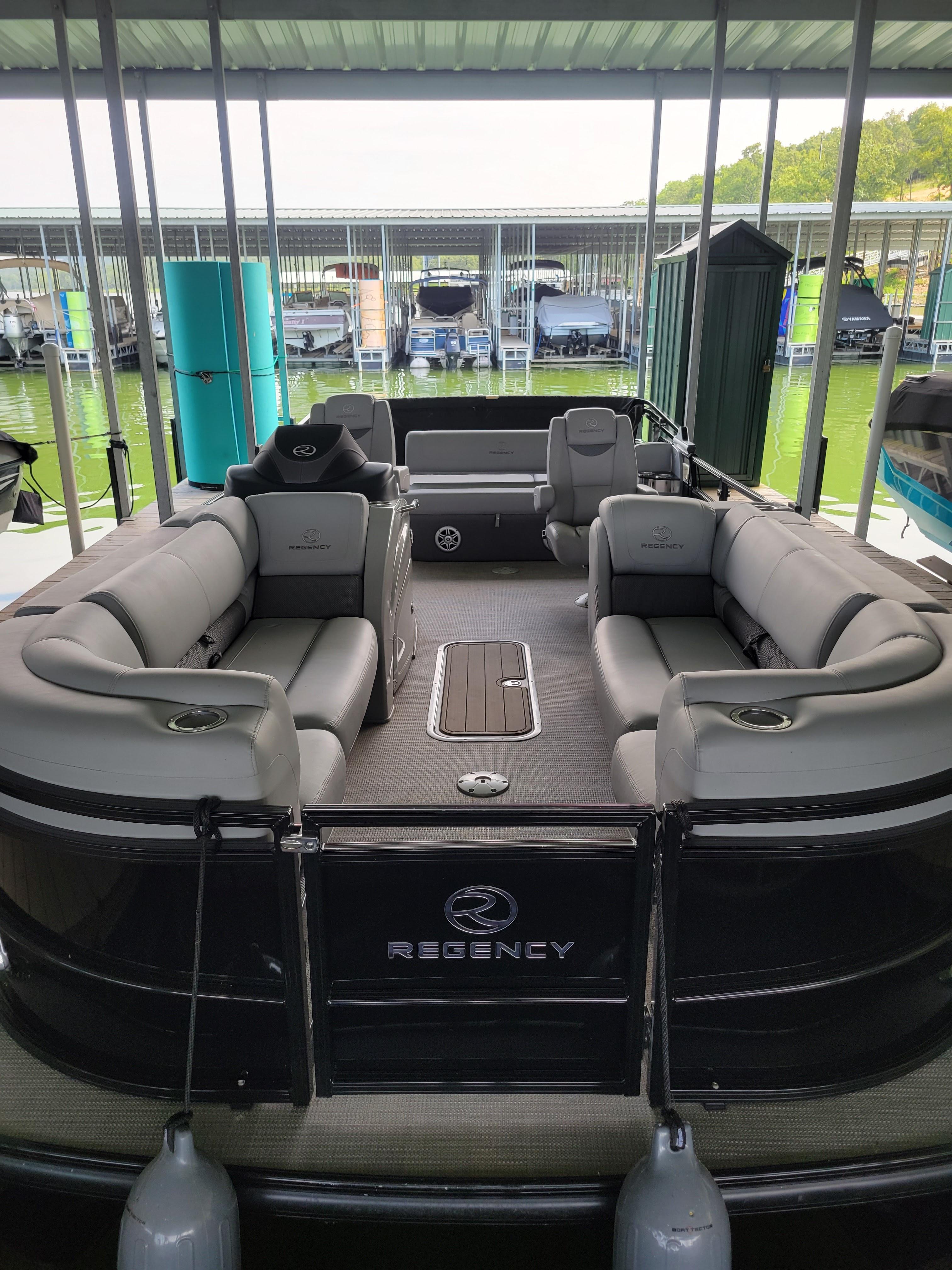 2021 Regency 230 LE3 Sport