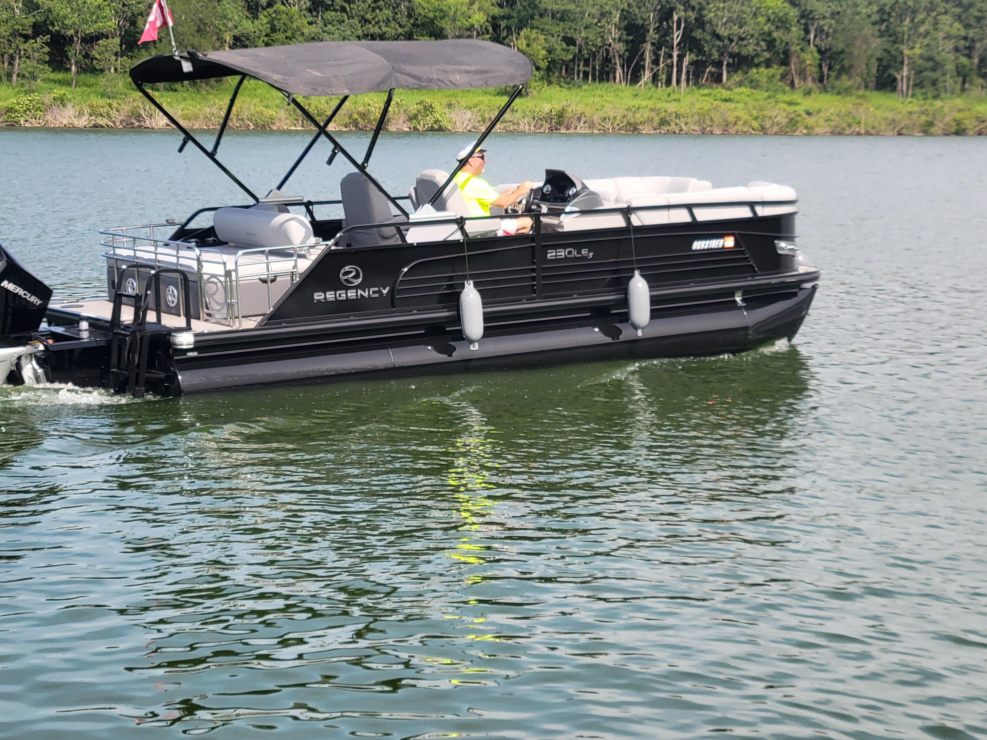 2021 Regency 230 LE3 Sport