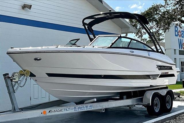 2024 Monterey 215SS