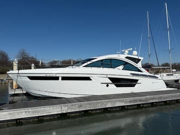 2022 Cruisers Yachts 54 Cantius