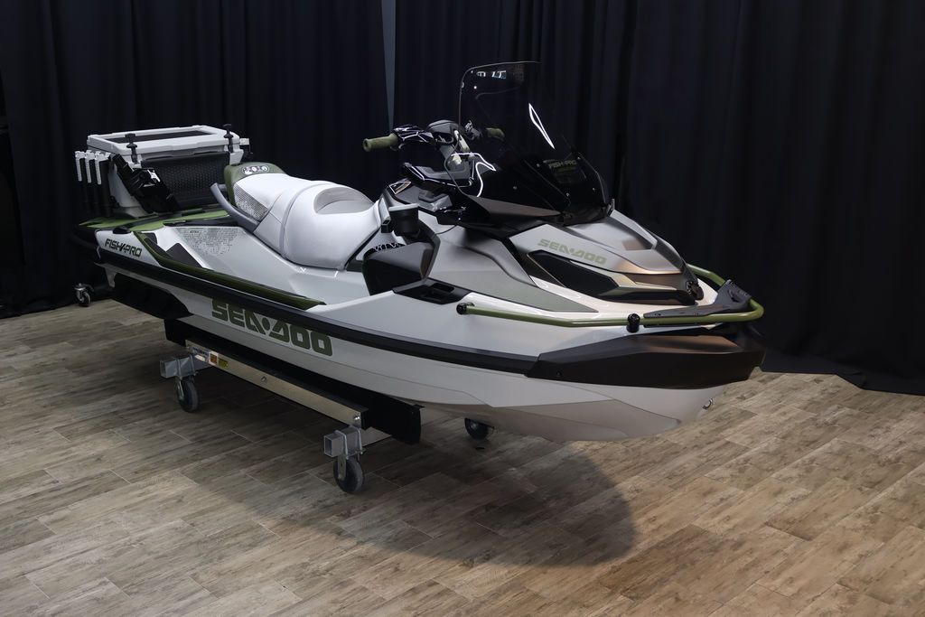 2025 Sea-Doo FishPro™ Apex 300