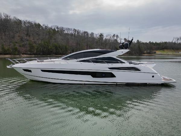 2015 Sunseeker Predator 68