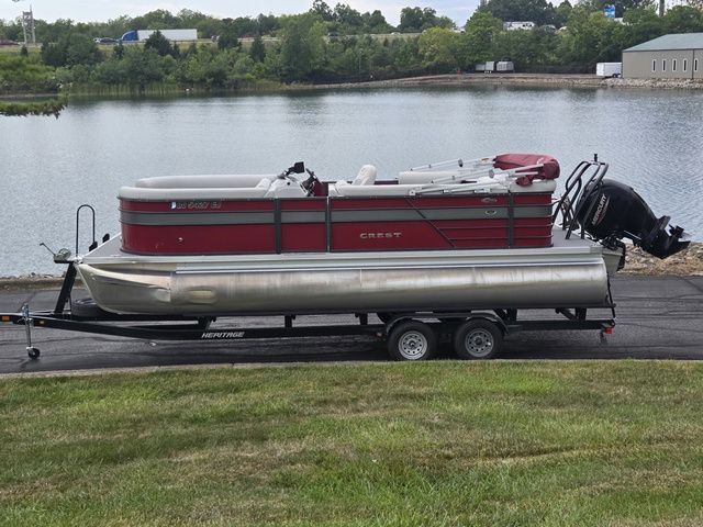 2022 Crest Classic LX 220 L