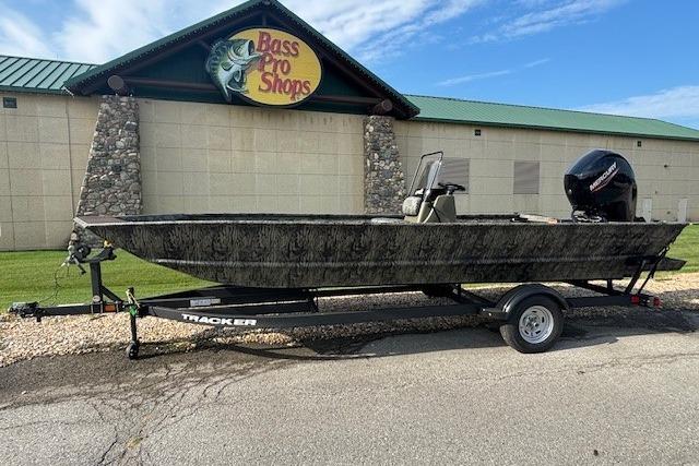 2026 Tracker Grizzly 2072 CC