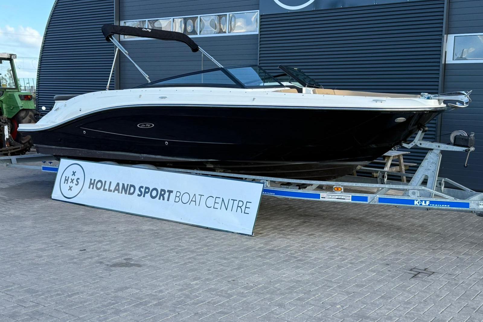 2019 Sea Ray SPX 230