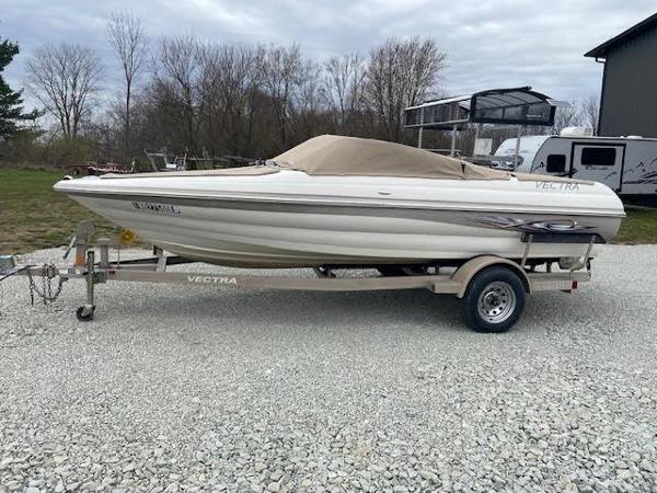 2006 Smoker Craft VECTRA