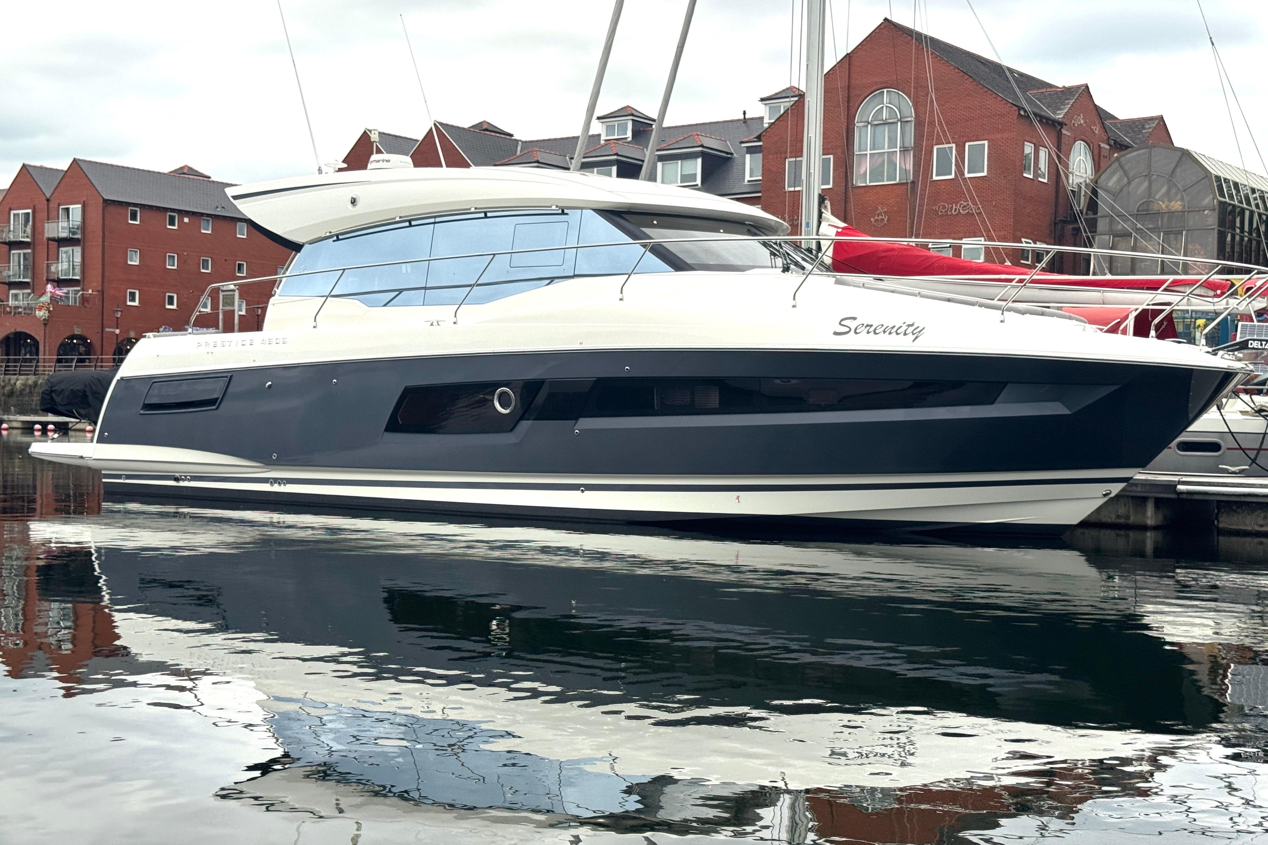 2023 Prestige 460S