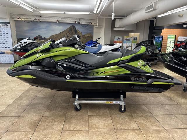 Yamaha WaveRunner FX Cruiser SVHO