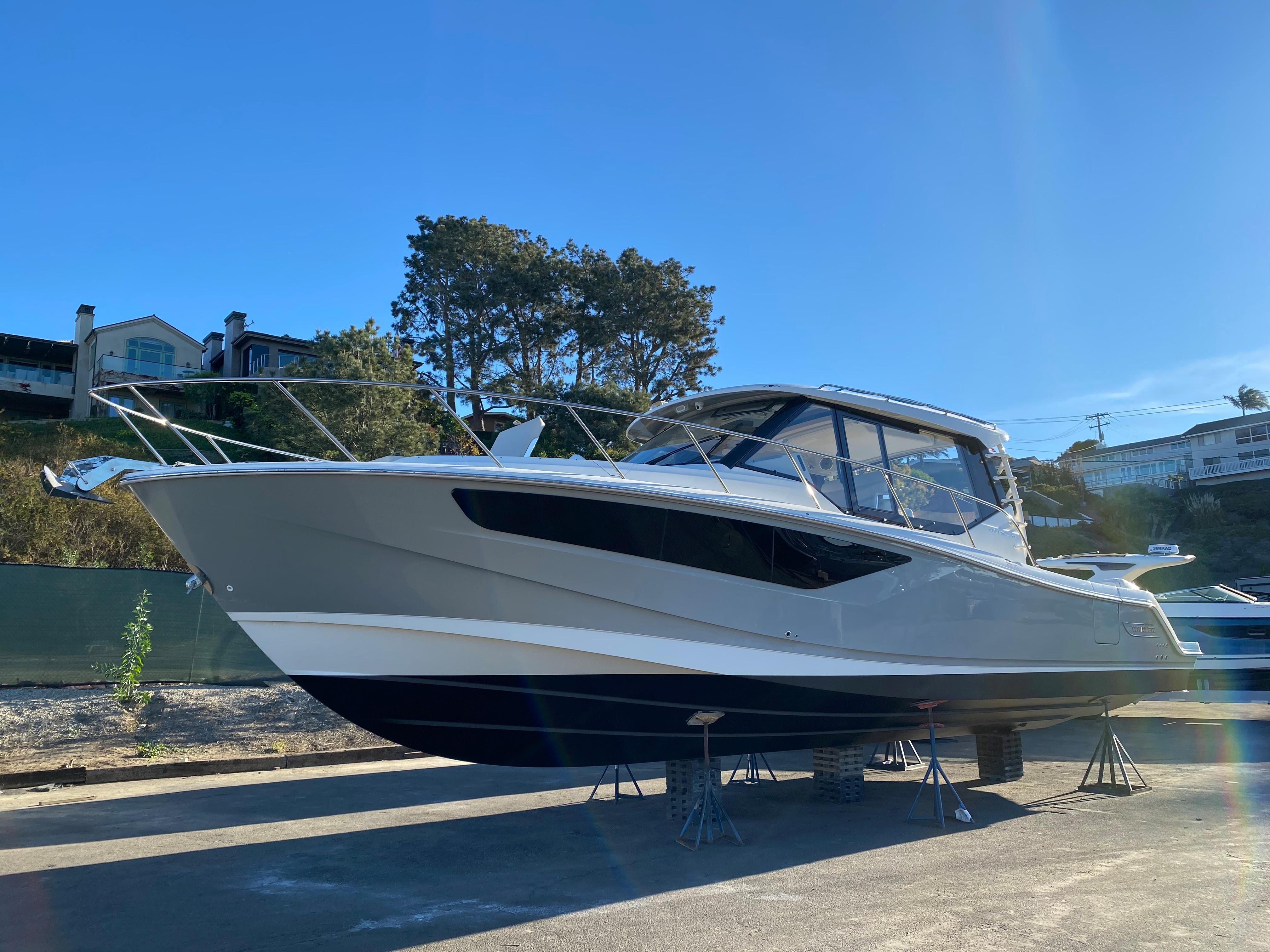 2022 Boston Whaler 405 Conquest, Newport Beach California - boats.com