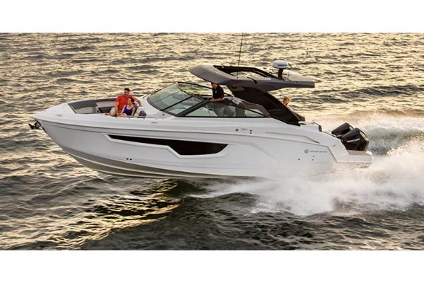 2025 Cruisers Yachts 34 GLS OB