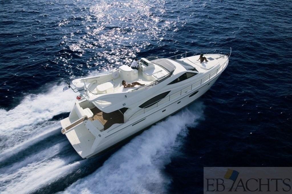 Ferretti Yachts 550