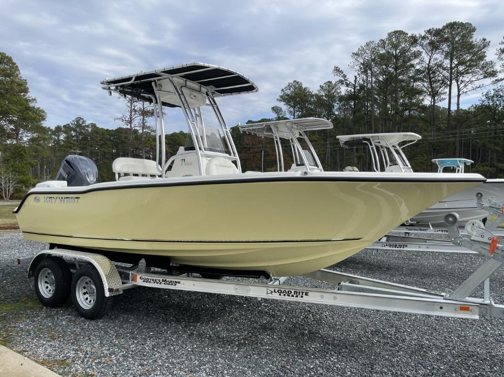 2025 Key West 203FS