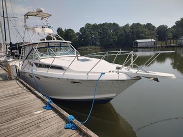 1997 Wellcraft 330 Coastal