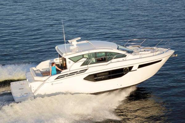 2025 Cruisers Yachts 42 Cantius